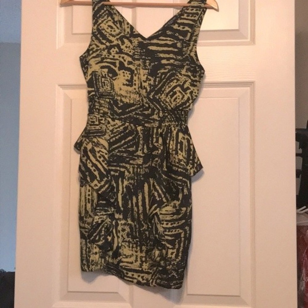 Metropark Black and Yellow Satin Dress